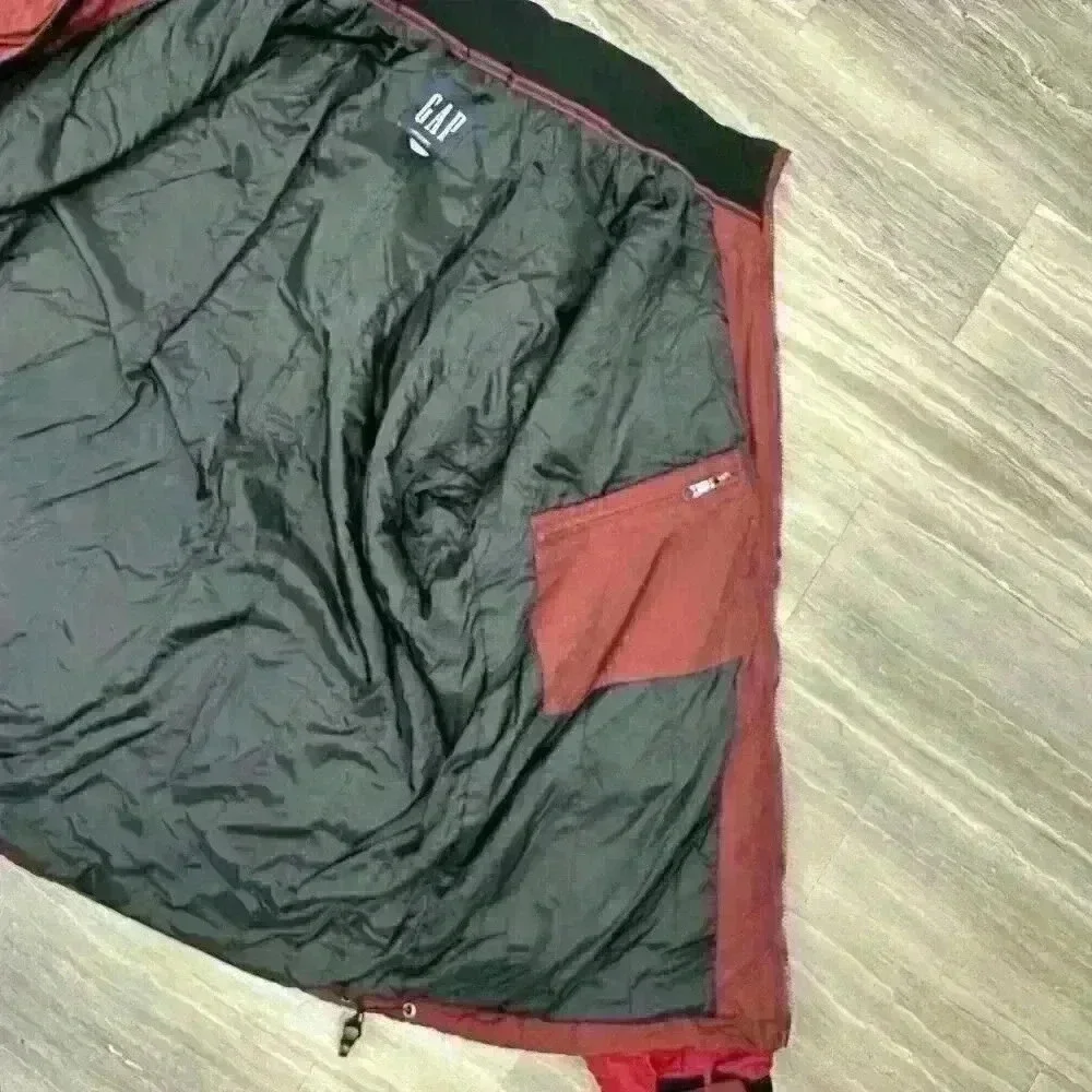 Vintage Gap 2002 Jacket - Size L - 2-Tone Red - Packable Hood